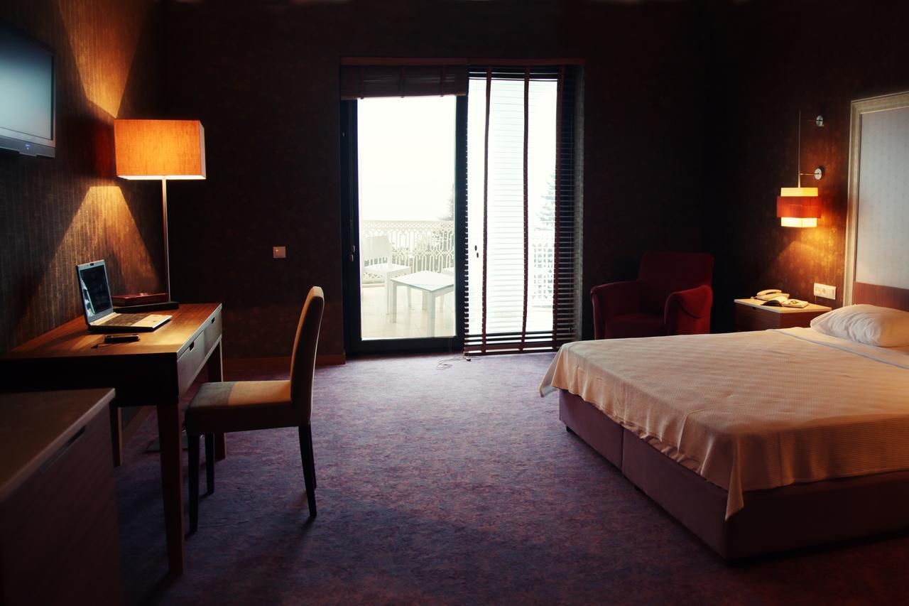 Resort Rayda Гагра Екстериор снимка